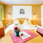 Pomiń zdjęcie Familienzimmer mit Bad, WC
