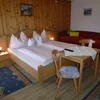 Photo of double room with shower, WC