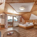 Pomiń zdjęcie Mehrbettzimmer (Nr. 12) mit Dusche, WC