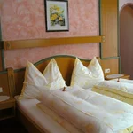Bild von Doppelzimmer mit Dusche, WC | © Rodlerhof, Fam. Wieser
