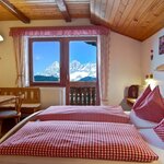 Photo of double room with shower, WC