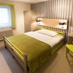 Pomiń zdjęcie Doppelzimmer, Dusche, WC