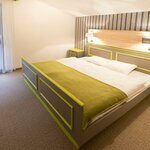 Pomiń zdjęcie Doppelzimmer, Dusche, WC